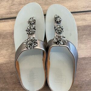 Fitflop comfort sandals size 10 barely worn excellent condition.,